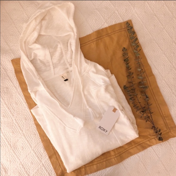 ROXY beach lightweight hoodie pullover shirt NWT - Picture 3 of 6